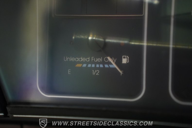 Chevrolet-Caprice-1989-Black-Medium-Dark-Gray-49