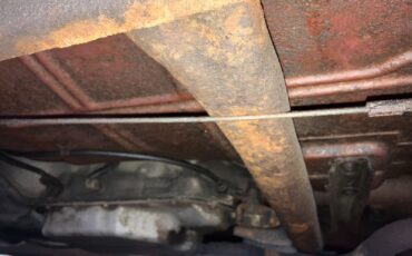 Chevrolet-Caprice-1990-Sedan-15