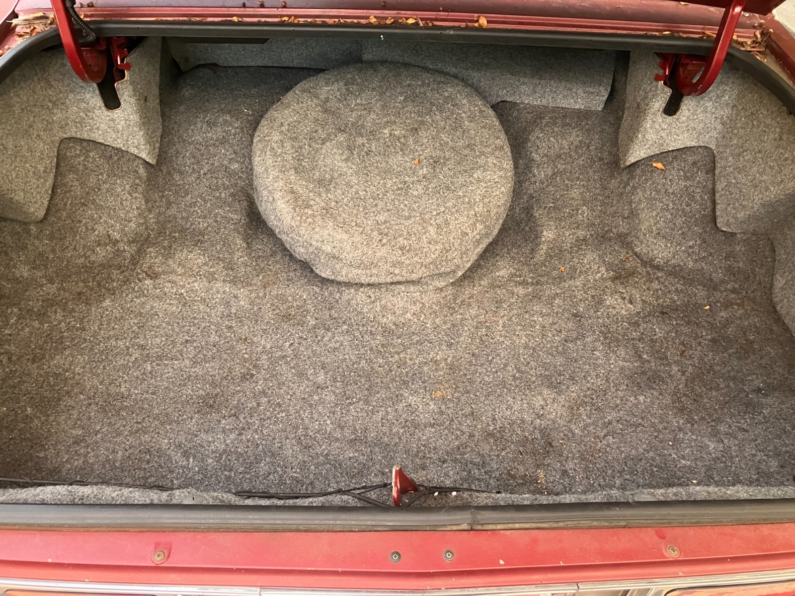 Chevrolet-Caprice-1990-Sedan-19