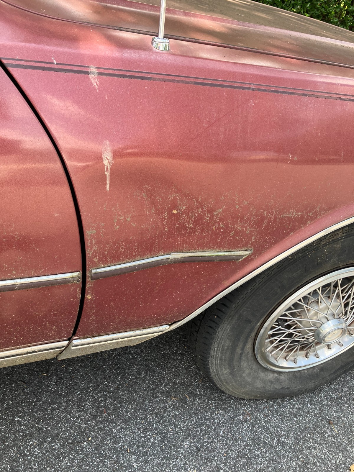 Chevrolet-Caprice-1990-Sedan-4