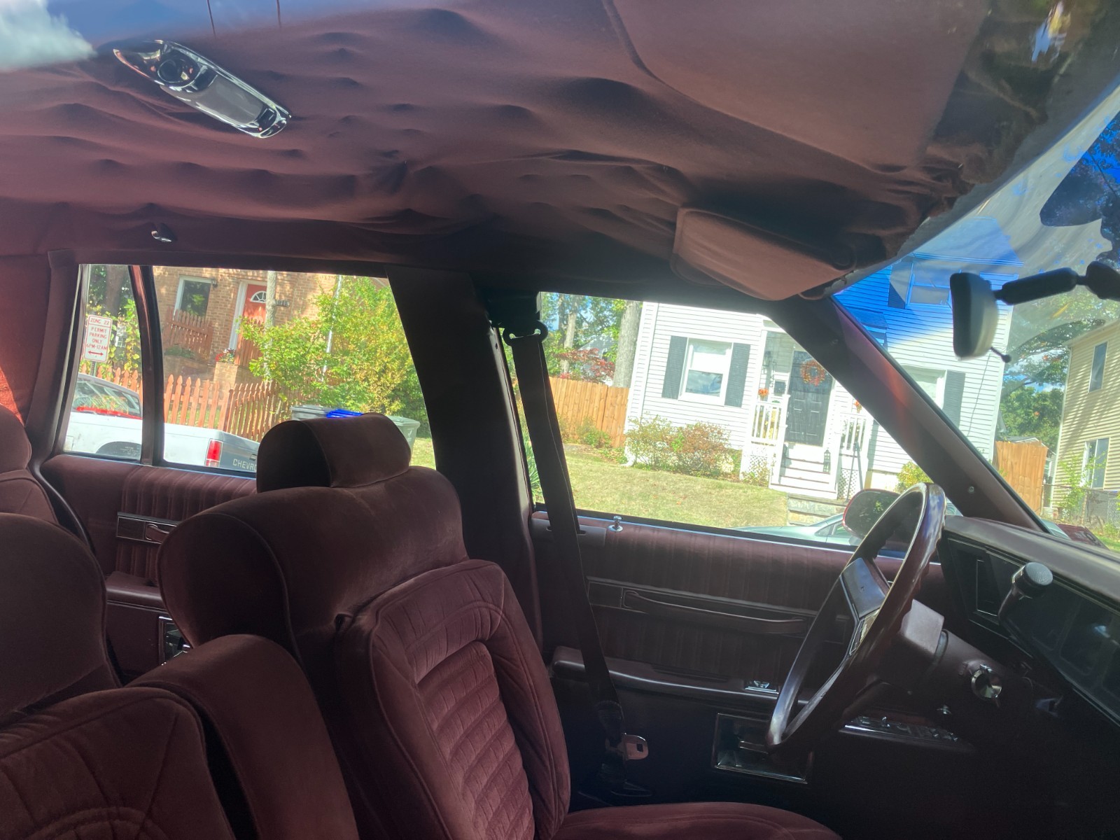 Chevrolet-Caprice-1990-Sedan-7