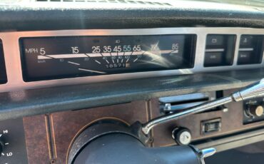 Chevrolet-Celebrity-1983-Sedan-15