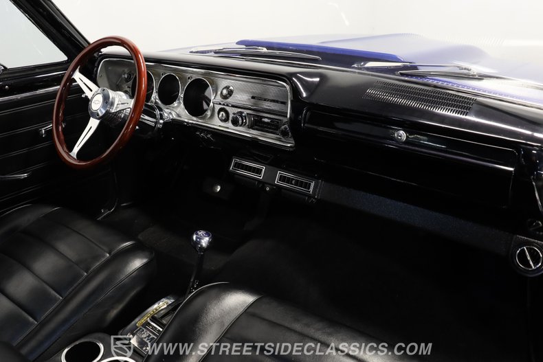 Chevrolet-Chevelle-1965-Blue-Black-3