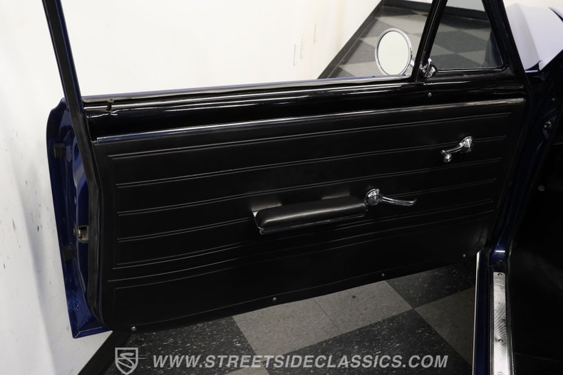 Chevrolet-Chevelle-1965-Blue-Black-36