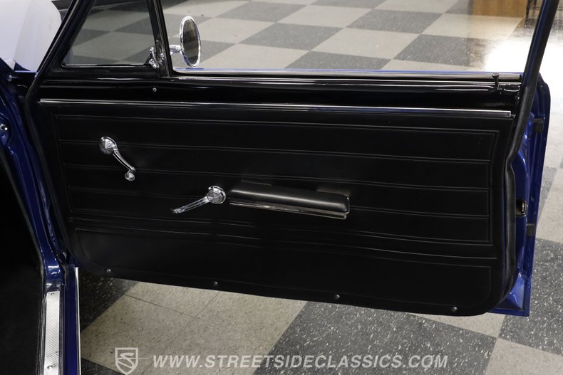 Chevrolet-Chevelle-1965-Blue-Black-44