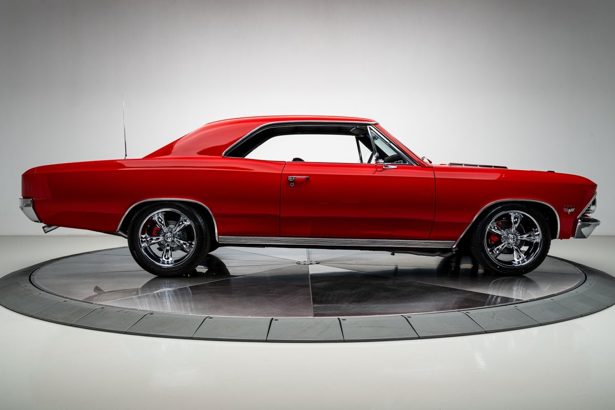 Chevrolet-Chevelle-1966-16