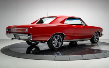 Chevrolet-Chevelle-1966-18