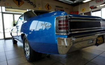 Chevrolet-Chevelle-1967-Classic-Car-15