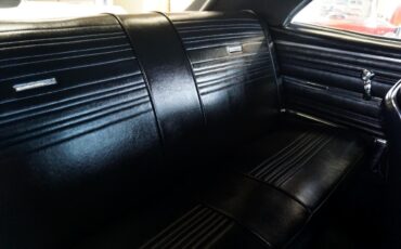 Chevrolet-Chevelle-1967-Classic-Car-24