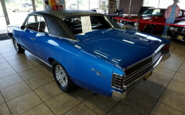 Chevrolet-Chevelle-1967-Classic-Car-3