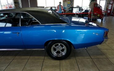 Chevrolet-Chevelle-1967-Classic-Car-37