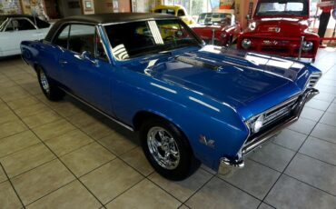 Chevrolet-Chevelle-1967-Classic-Car-9