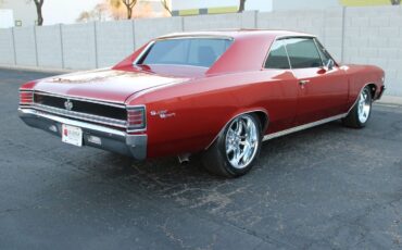 Chevrolet-Chevelle-1967-Coupe-32