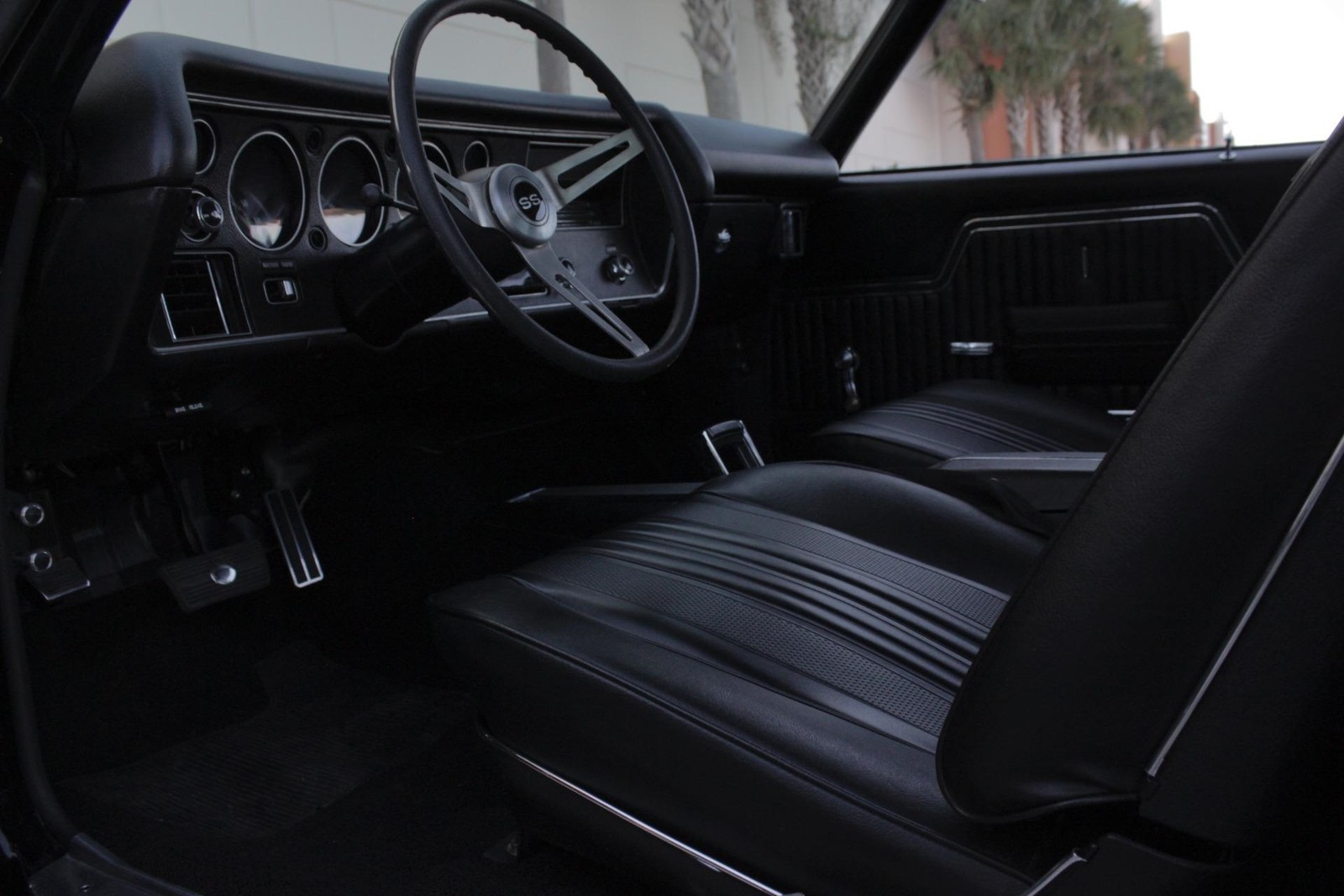 Chevrolet-Chevelle-1970-2-Door-11