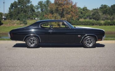 Chevrolet-Chevelle-1970-2-Door-6