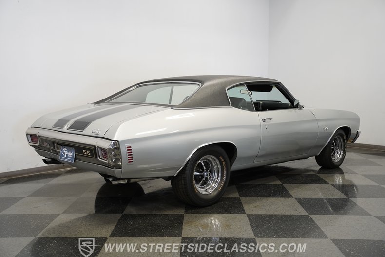 Chevrolet-Chevelle-1970-Cortez-Silver-Black-18