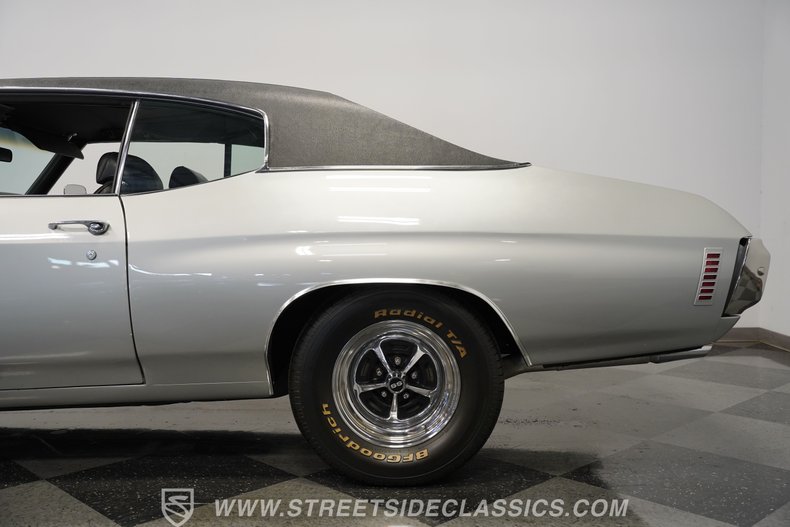 Chevrolet-Chevelle-1970-Cortez-Silver-Black-2