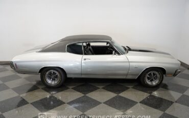 Chevrolet-Chevelle-1970-Cortez-Silver-Black-20