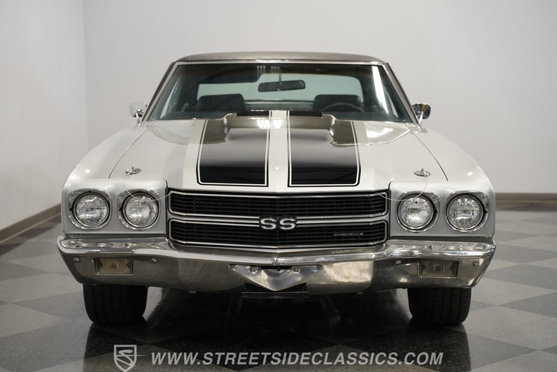Chevrolet-Chevelle-1970-Cortez-Silver-Black-26