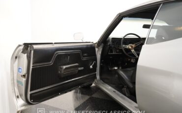 Chevrolet-Chevelle-1970-Cortez-Silver-Black-33