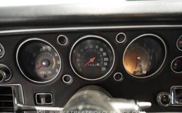 Chevrolet-Chevelle-1970-Cortez-Silver-Black-39