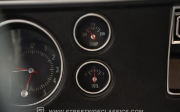 Chevrolet-Chevelle-1970-Cortez-Silver-Black-42