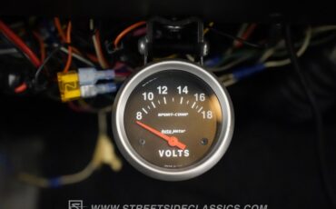 Chevrolet-Chevelle-1970-Cortez-Silver-Black-43