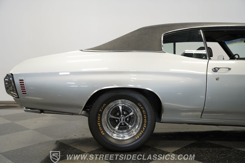 Chevrolet-Chevelle-1970-Cortez-Silver-Black-5