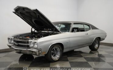 Chevrolet-Chevelle-1970-Cortez-Silver-Black-7