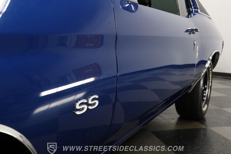 Chevrolet-Chevelle-1971-Blue-Metallic-Black-12