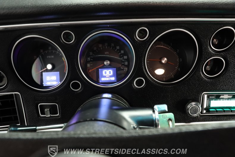 Chevrolet-Chevelle-1971-Blue-Metallic-Black-19