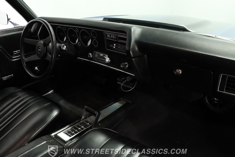 Chevrolet-Chevelle-1971-Blue-Metallic-Black-45