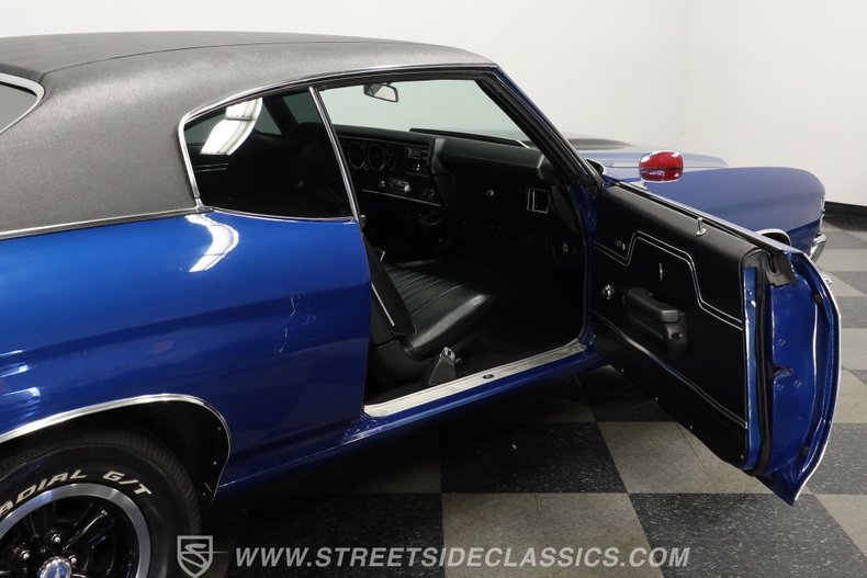 Chevrolet-Chevelle-1971-Blue-Metallic-Black-49