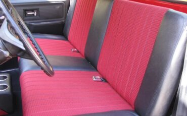 Chevrolet-Cheyenne-1974-Red-And-White-Red-And-Black-10