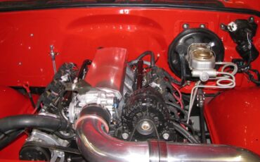 Chevrolet-Cheyenne-1974-Red-And-White-Red-And-Black-13