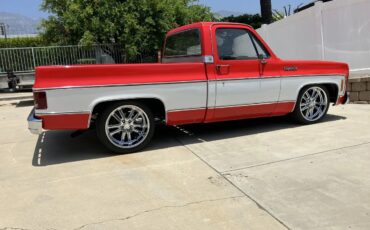 Chevrolet-Cheyenne-1974-Red-And-White-Red-And-Black-16