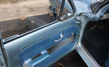 Chevrolet-Corvair-1962-Sedan-5