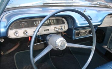 Chevrolet-Corvair-1962-Sedan-7