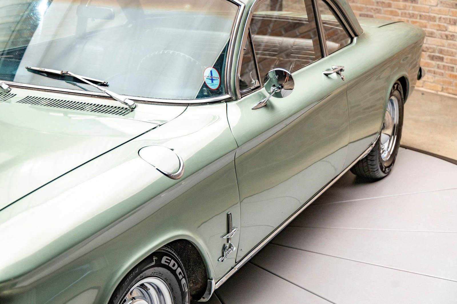 Chevrolet-Corvair-1964-Coupe-17