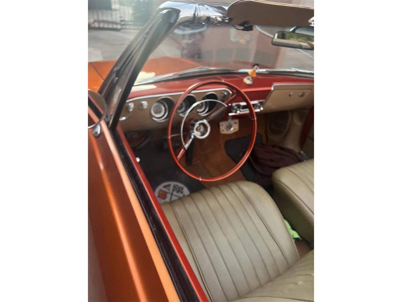 Chevrolet-Corvair-1965-Sunburst-orange-Brown-orange-11