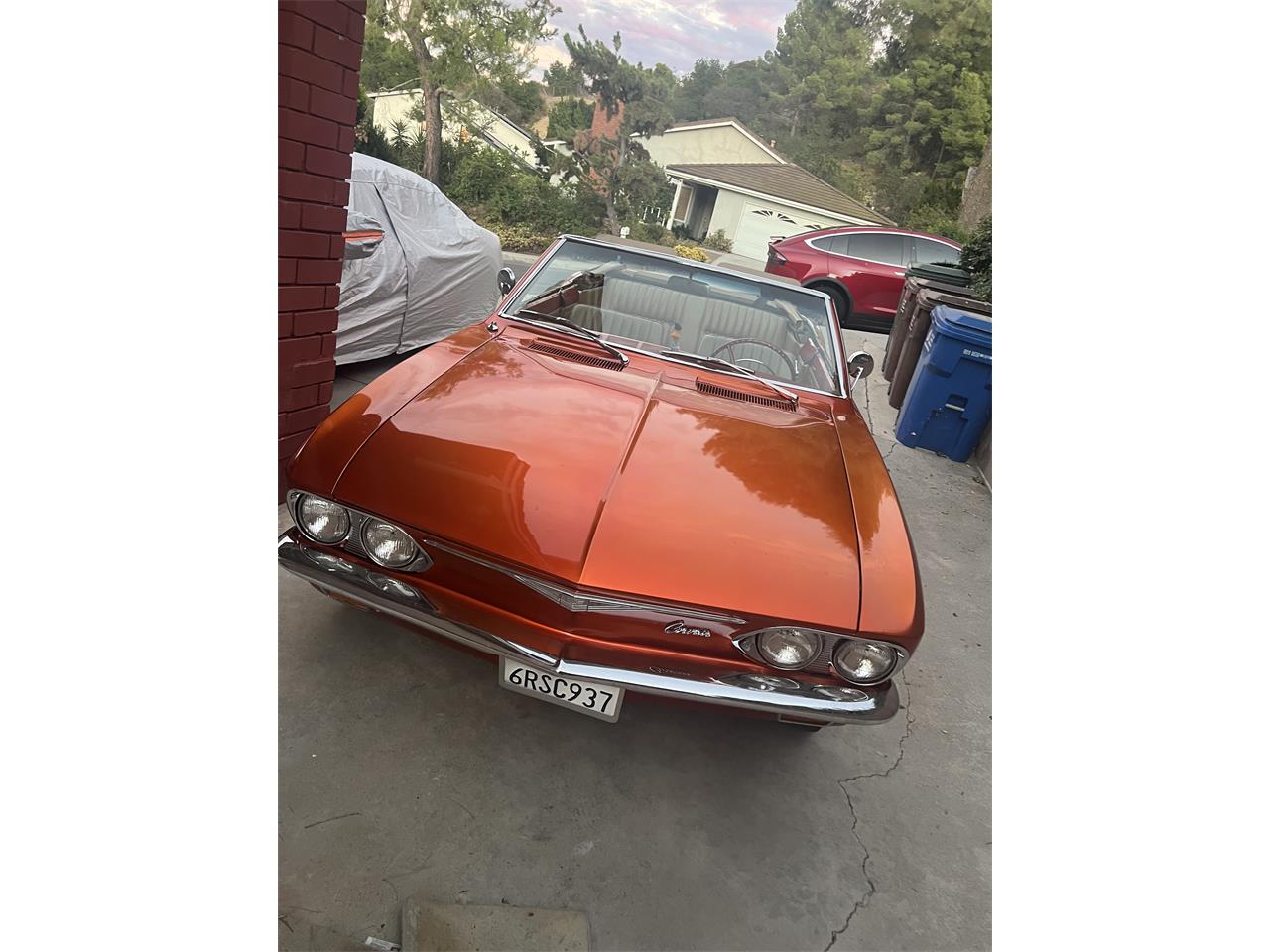 Chevrolet-Corvair-1965-Sunburst-orange-Brown-orange-2