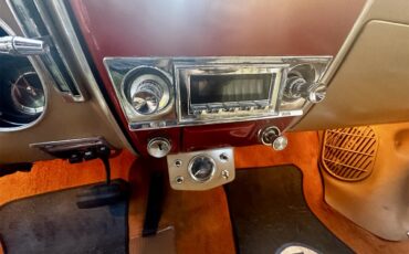 Chevrolet-Corvair-1965-Sunburst-orange-Brown-orange-27