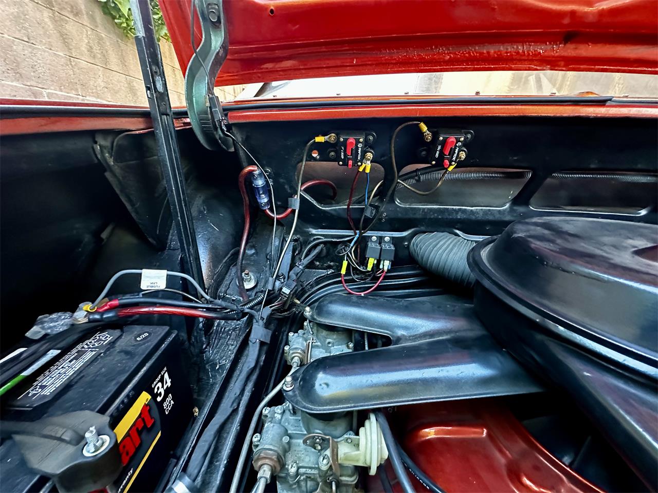 Chevrolet-Corvair-1965-Sunburst-orange-Brown-orange-35