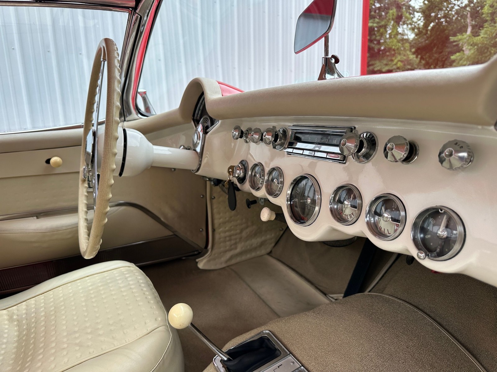 Chevrolet-Corvette-1956-Convertible-13