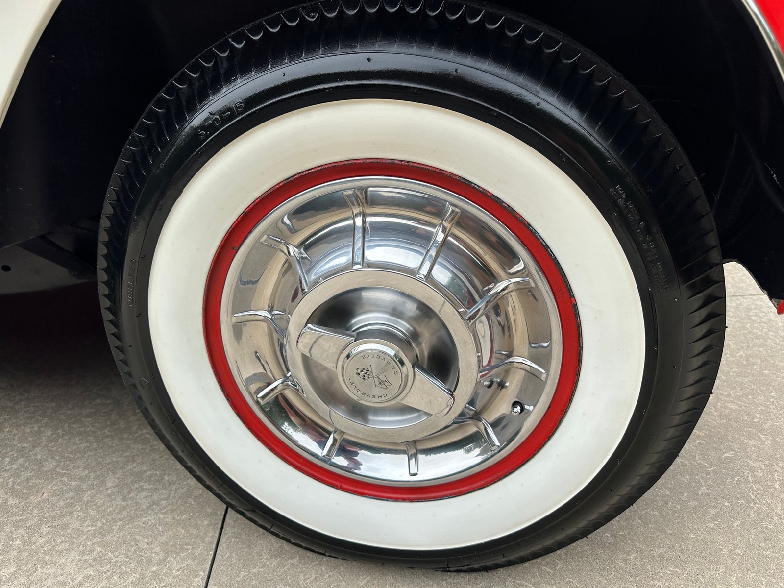 Chevrolet-Corvette-1956-Convertible-24