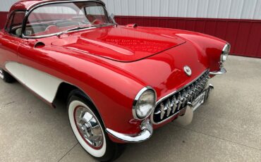Chevrolet-Corvette-1956-Convertible-25