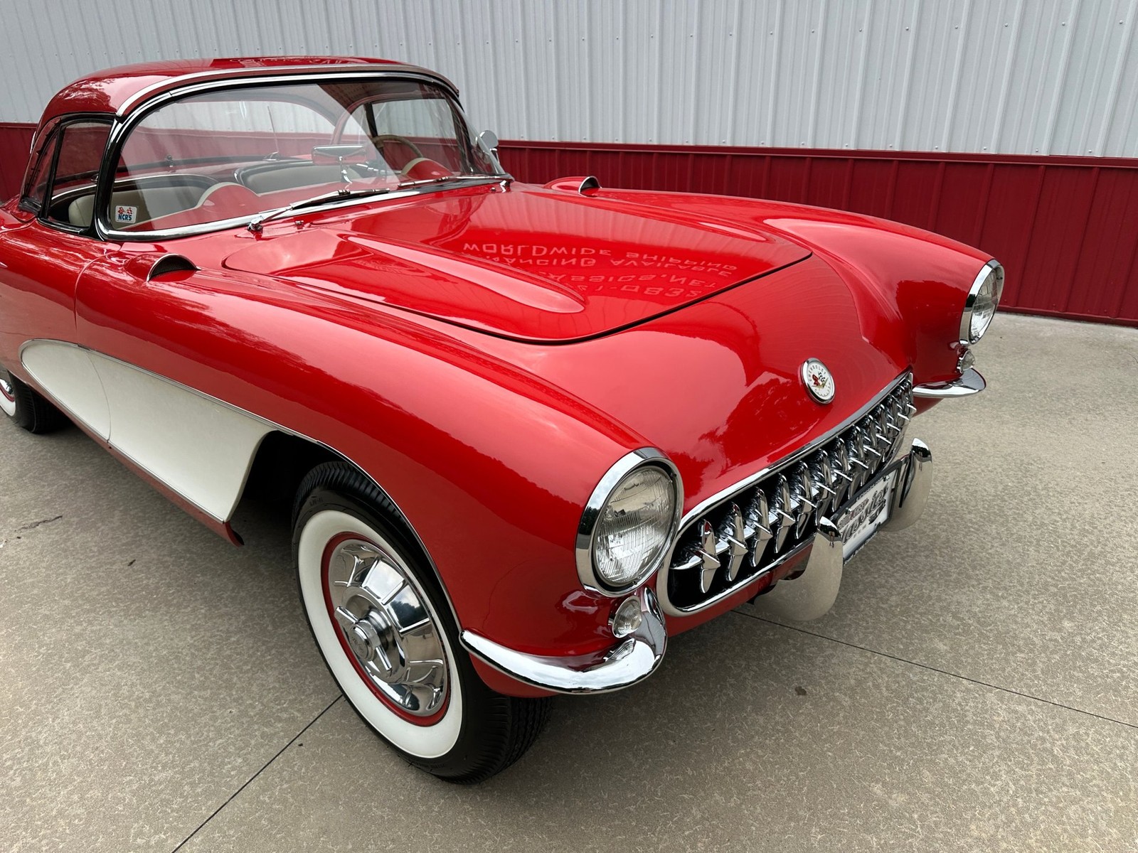 Chevrolet-Corvette-1956-Convertible-25