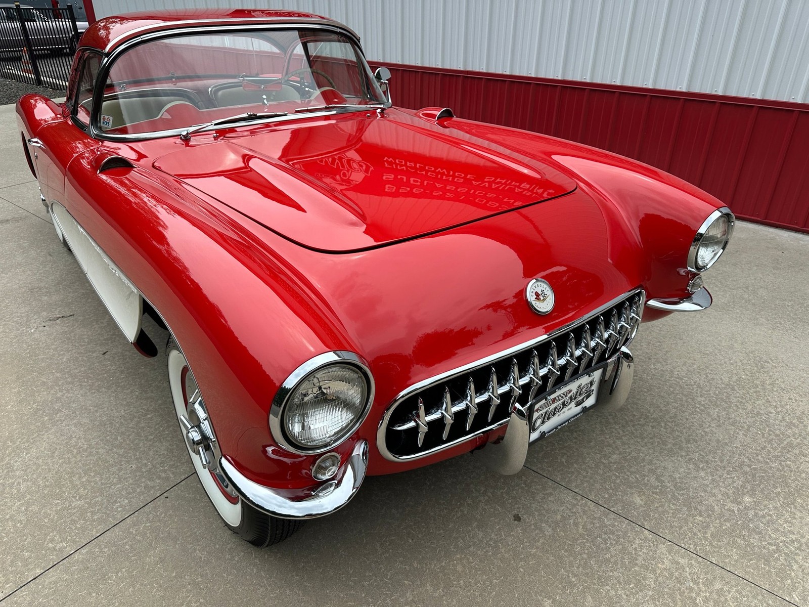 Chevrolet-Corvette-1956-Convertible-3
