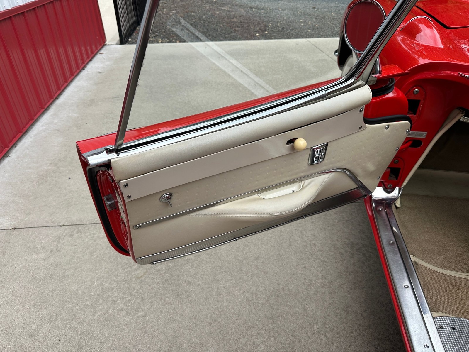 Chevrolet-Corvette-1956-Convertible-9