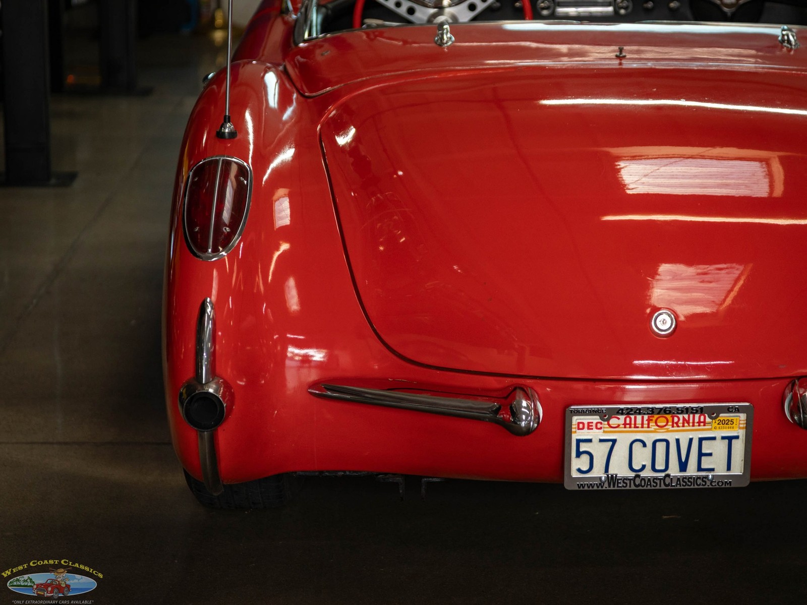 Chevrolet-Corvette-1957-2-Door-Roadster-Convertible-18
